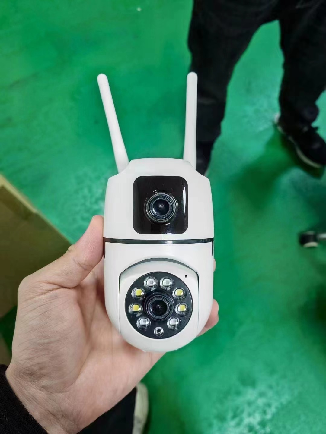 Câmera Dome IP PTZ Sem Fio V38 - Smart Home Windows App avaliação e preço